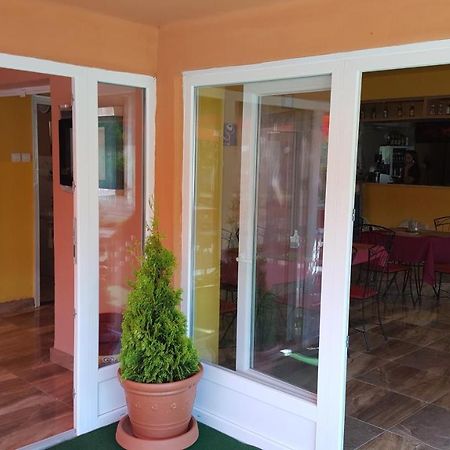 Havanna Etterem Es Vendeghaz Hotel Putnok Luaran gambar